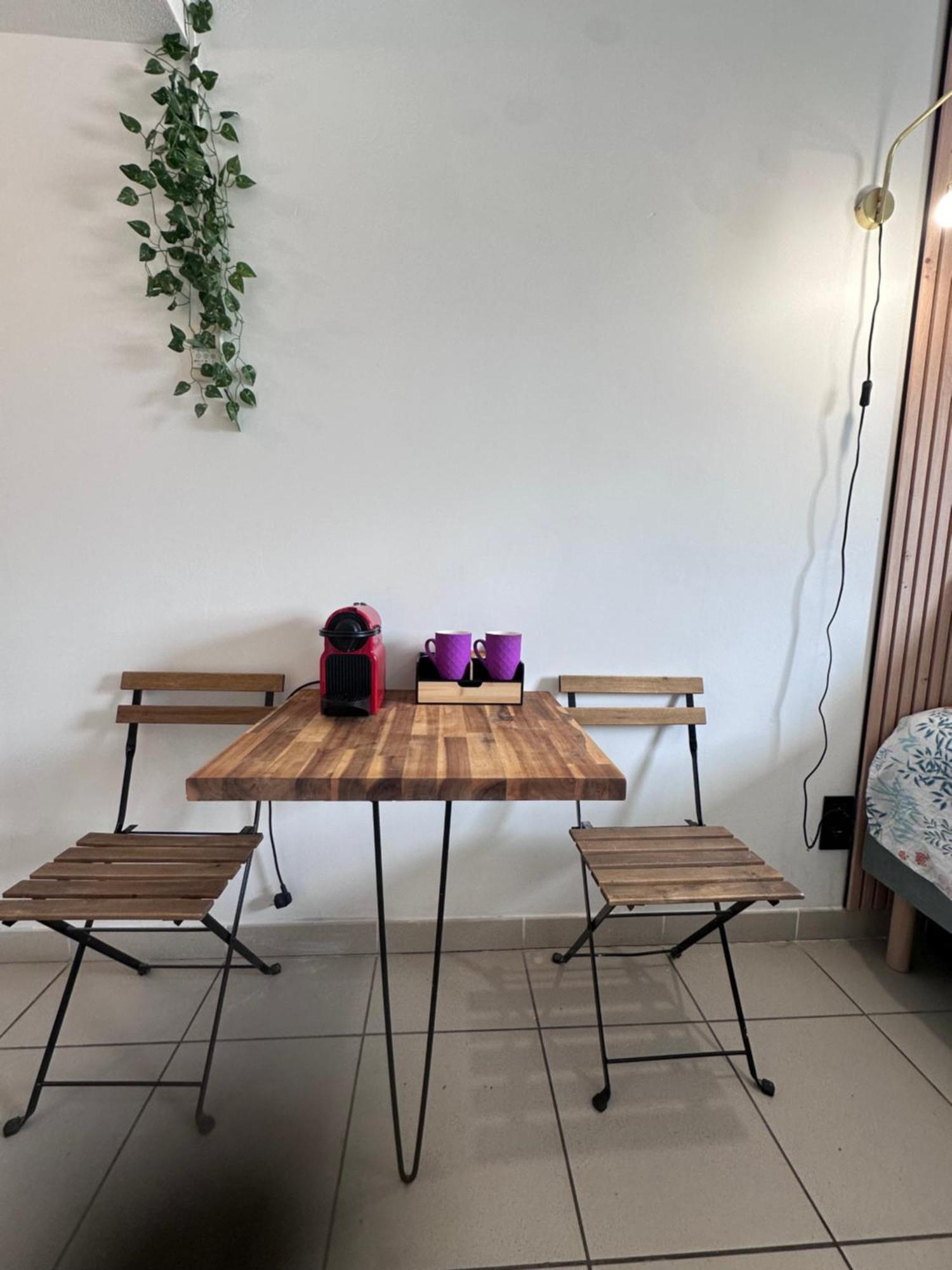 Charmant Studio Le Clos D'Aix Parking Prive Gratuit Et Piscine Aix-en-Provence Buitenkant foto