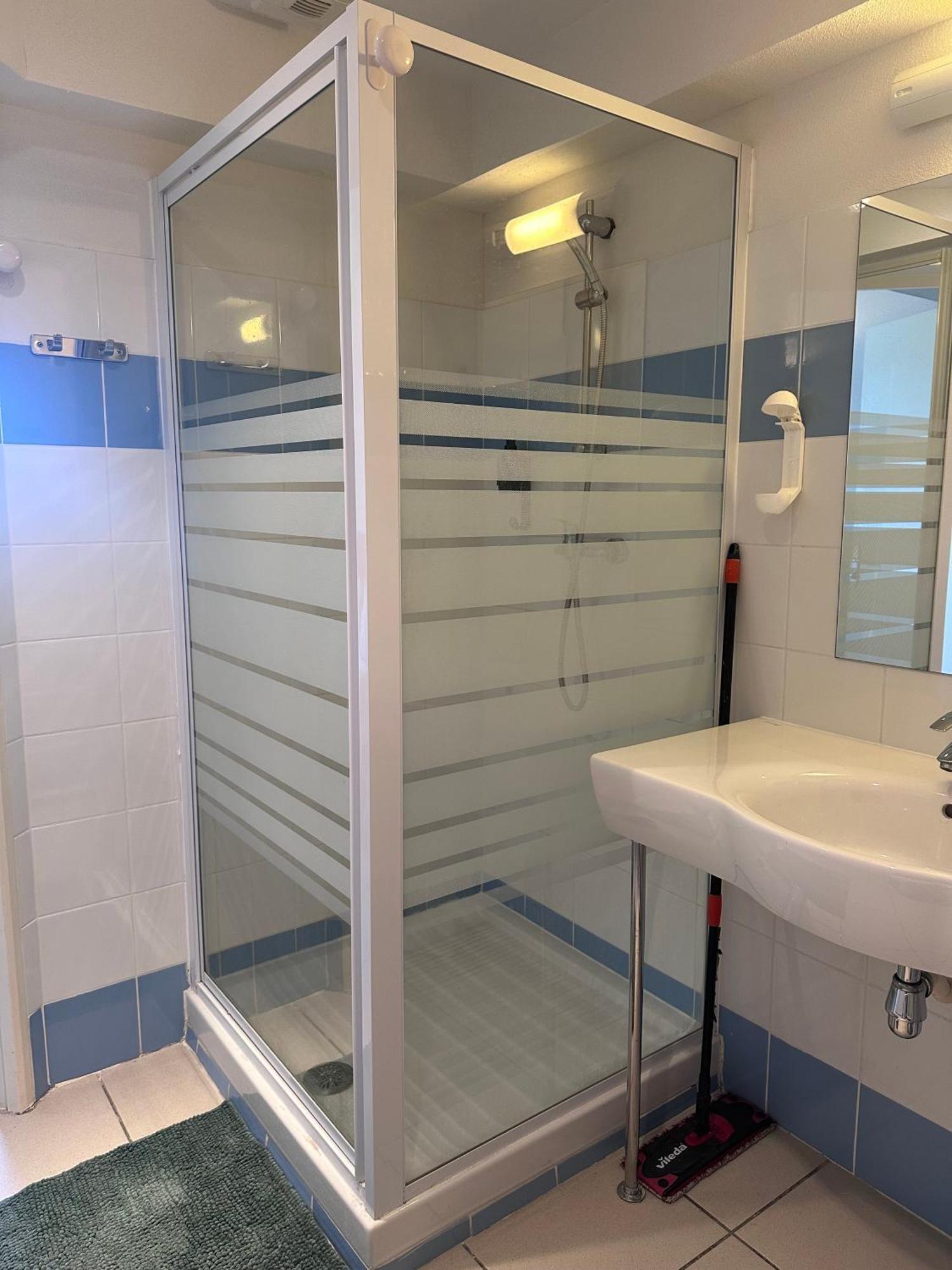 Charmant Studio Le Clos D'Aix Parking Prive Gratuit Et Piscine Aix-en-Provence Buitenkant foto