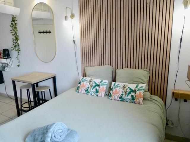 Charmant Studio Le Clos D'Aix Parking Prive Gratuit Et Piscine Aix-en-Provence Buitenkant foto