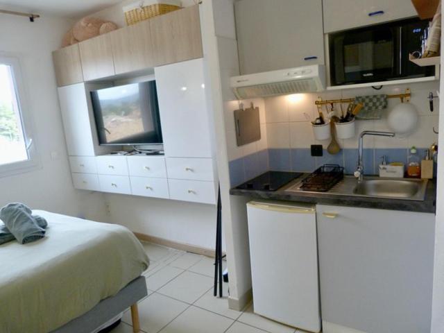 Charmant Studio Le Clos D'Aix Parking Prive Gratuit Et Piscine Aix-en-Provence Buitenkant foto